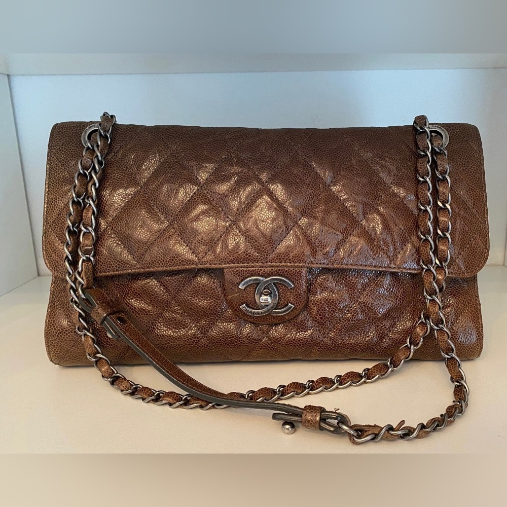 Authentic CHANEL Crumpled Grained Calfskin CC Crave Flap Brown